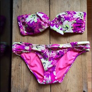 Victoria’s Secret bandeau bikini, size M (EUC)